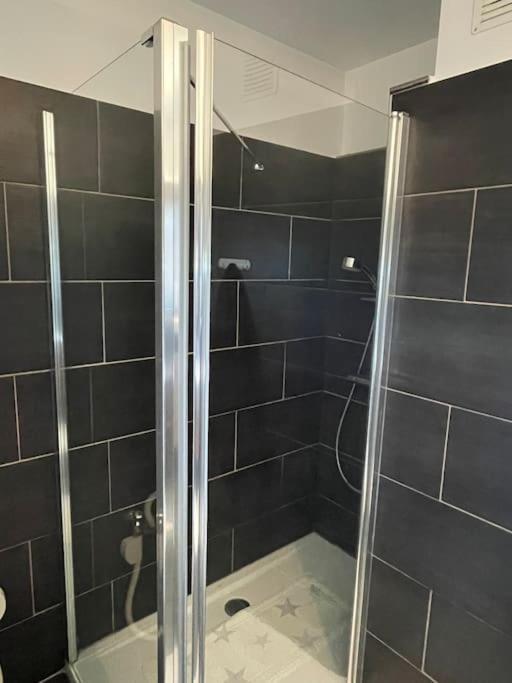Big Penthouse 2 Bedrooms In Center With Parking And Largeterrace-41 룩셈부르크 외부 사진