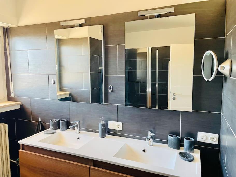 Big Penthouse 2 Bedrooms In Center With Parking And Largeterrace-41 룩셈부르크 외부 사진